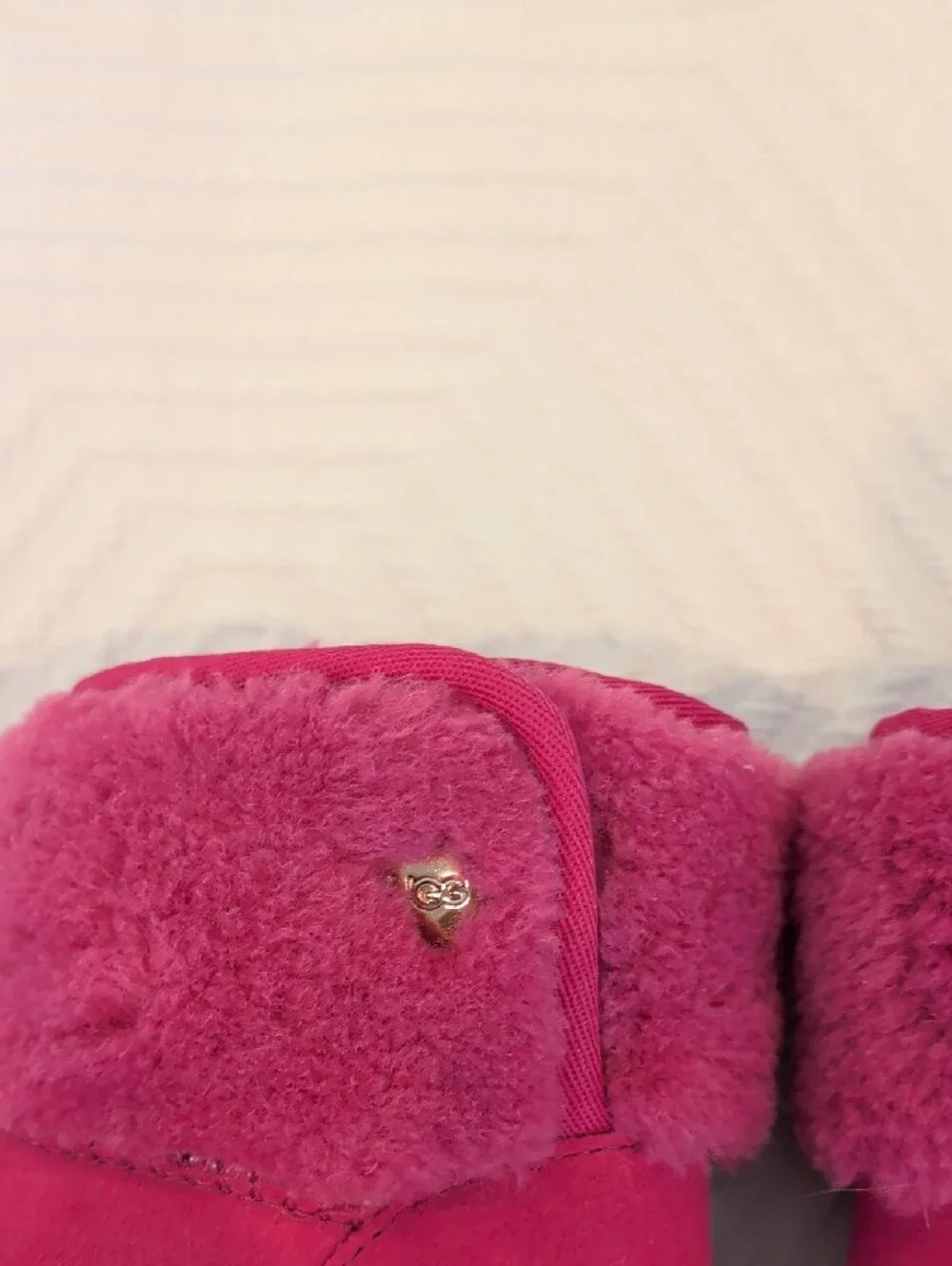 UGG cozy fold